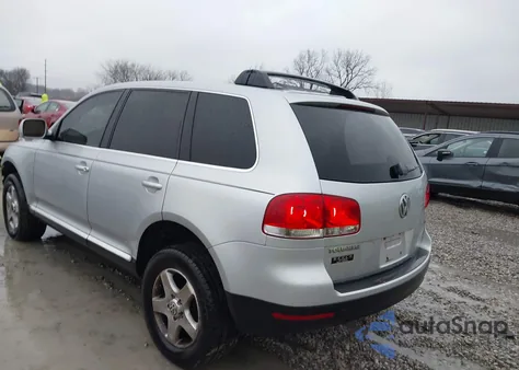 2004 Volkswagen Touareg V6 z USA, uszkodzony, nr VIN WVGBC67L44D017199
